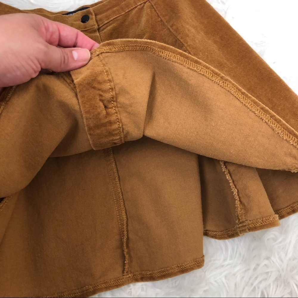 Brandy Melville- Button front A-line skirt - Picture 9 of 9